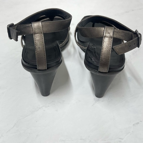 Donald J Pliner Y2K Size 8 Temira Metallic Sandals Formal Party - Picture 5 of 9